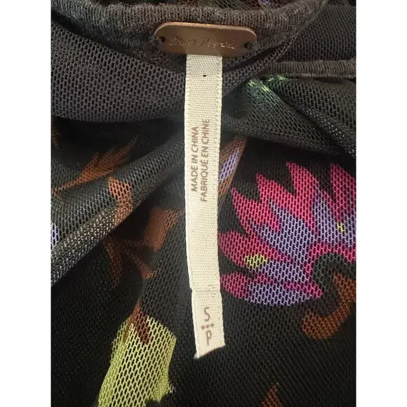 Free People Wildflower Honey Printed Blouse Black Multi Mesh Crop Top Small - Picture 10 of 15